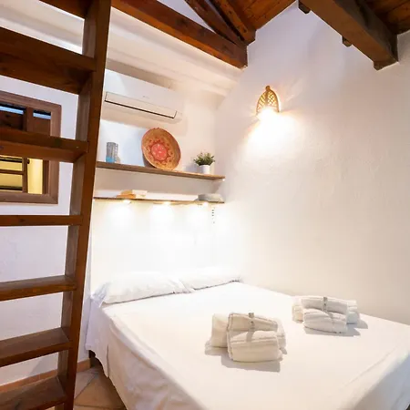 House In The Heart Of Center Апартаменты