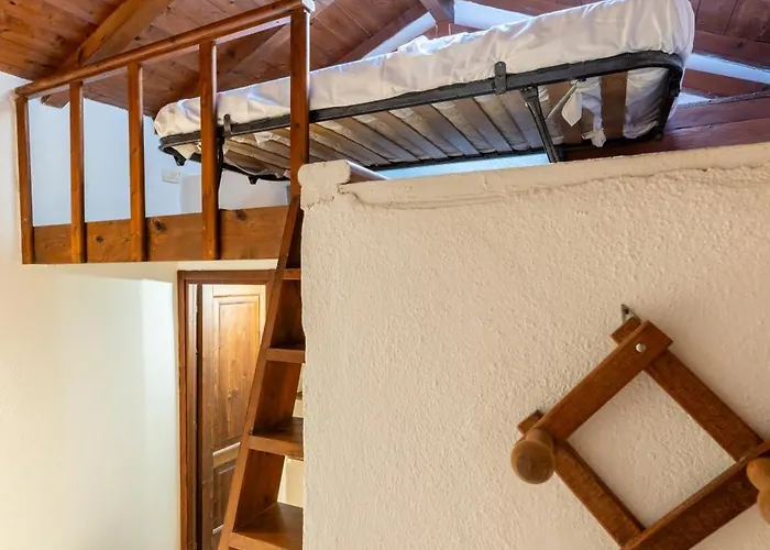 House In The Heart Of Center Apartment